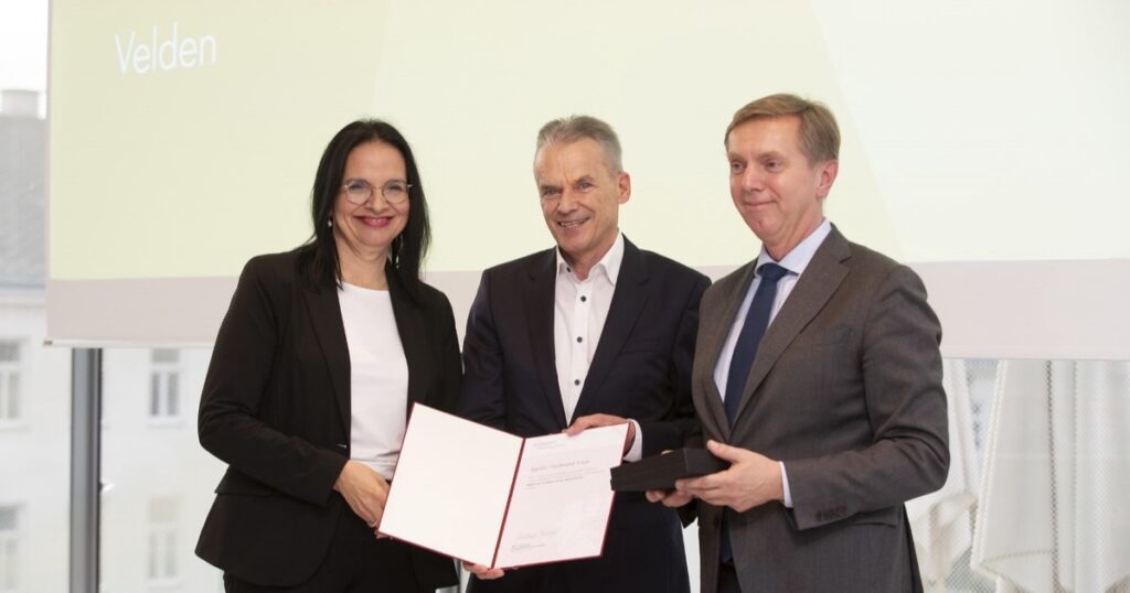 Denkmalschutz-Medaille 2022 f&uuml;r Veldens Alban-Berg-Musikschule