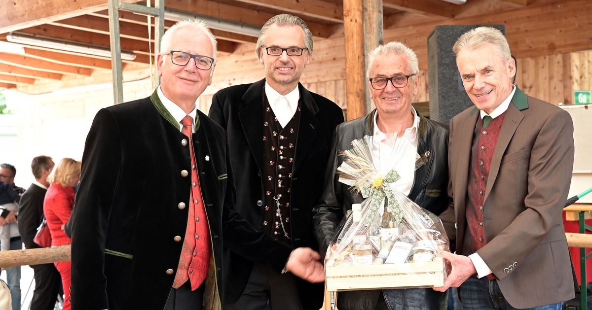 Lindner Erntedankfest und ein ganzer Ort feierte 20 Jahre Ortsgemeinschaft!