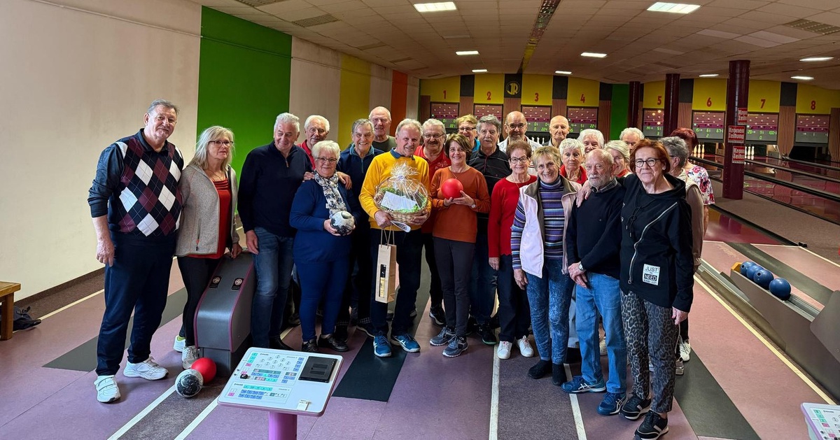 Zwei junggebliebene 80er bei der Kegelgruppe des Pensionistenverbandes Velden!